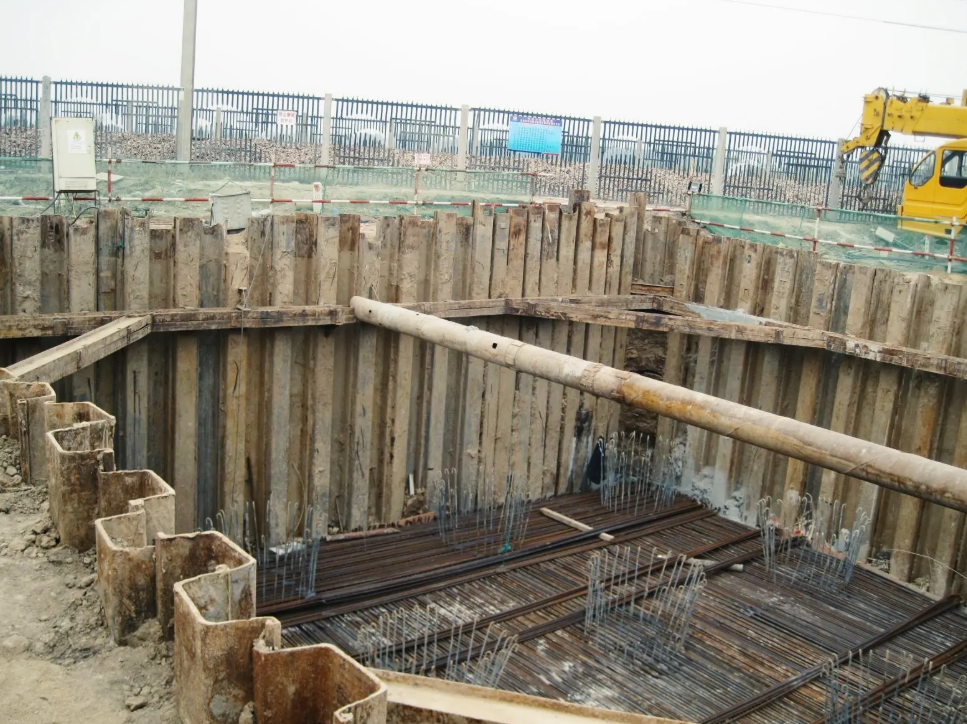 防城港建筑基础施工中基坑（基槽）有哪些支护方式？